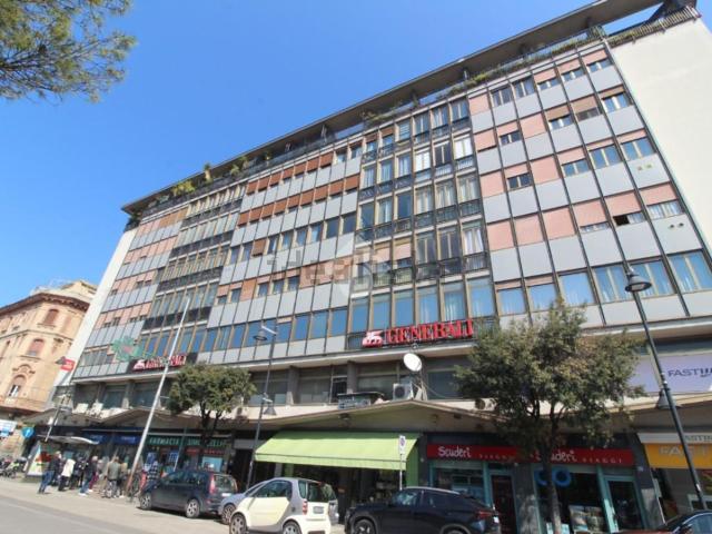 Appartamento in vendita di 112 m² in Corso Vittorio Emanuele II, 310