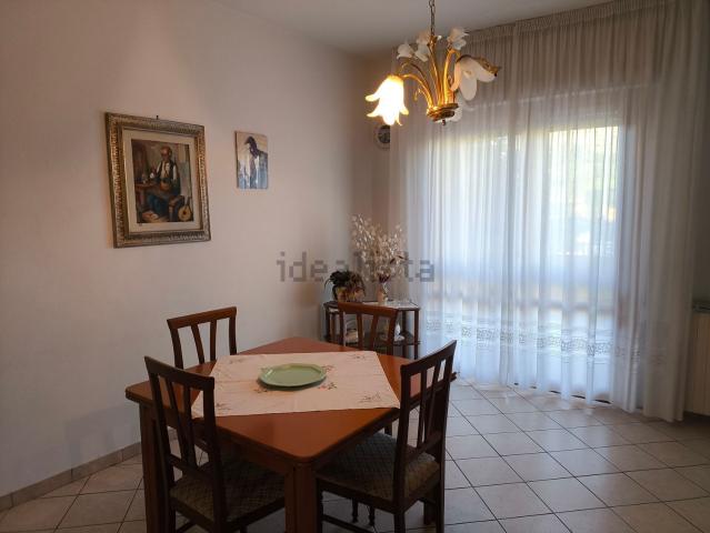 Appartamento in vendita di 112 m² in Piazza Giuseppe Giusti, 55
