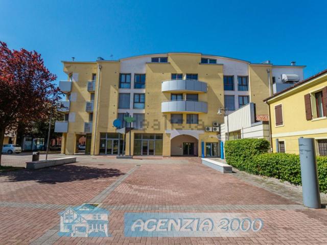Appartamento in vendita di 112 m² in Piazza Dante Alighieri, 5