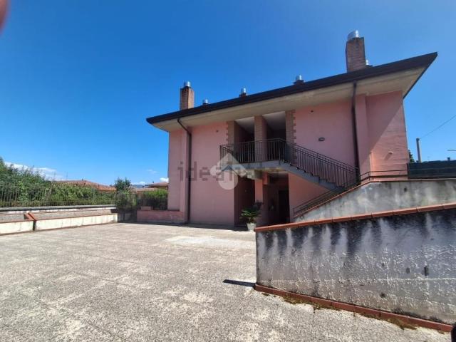 Appartamento in vendita di 112 m² in Strada Comunale Vallone dei Lupi, 7