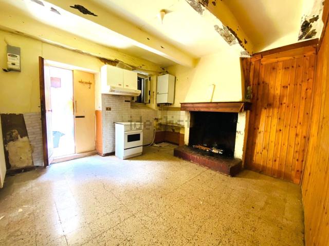Appartamento in vendita di 113 m² in Via Caggiani