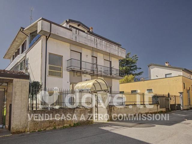 Appartamento in vendita di 113 m² in Via Cesare Bornaghi, 6