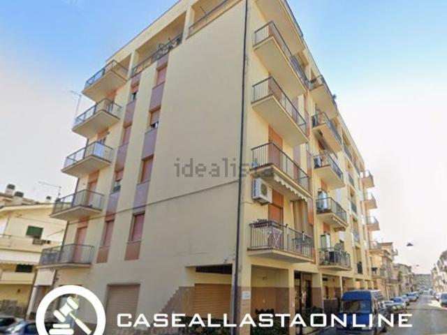 Appartamento in vendita di 113 m² in Via Cristoforo Colombo