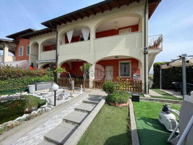 Appartamento in vendita di 113 m² in Via A. De Gasperi, 1