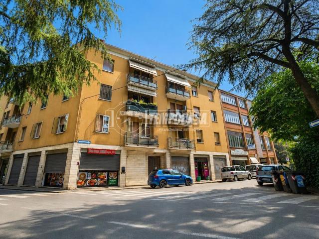 Appartamento in vendita di 113 m² in Via A. Paradisi, 17