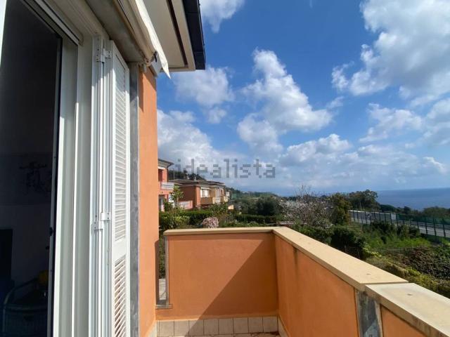 Appartamento in vendita di 113 m² in Via Agave