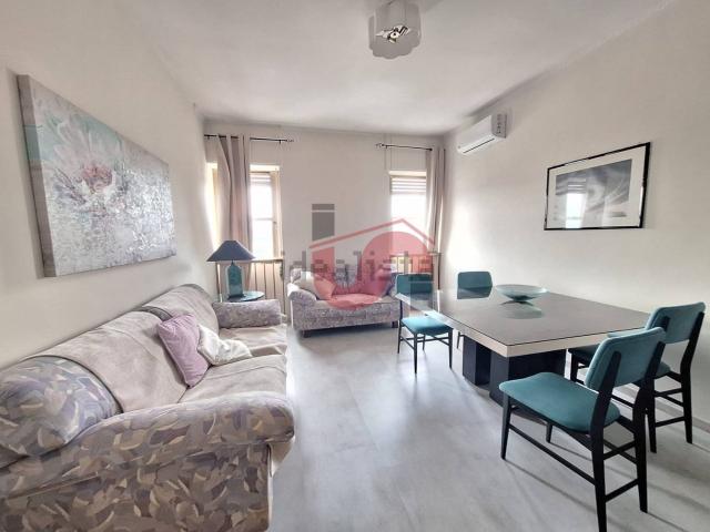 Appartamento in vendita di 113 m² in Via Almerico Meomartini