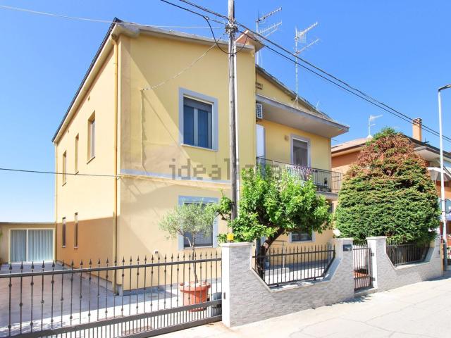 Appartamento in vendita di 113 m² in Via Bozzino, 7