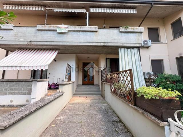 Appartamento in vendita di 113 m² in Via G. Verga, 9