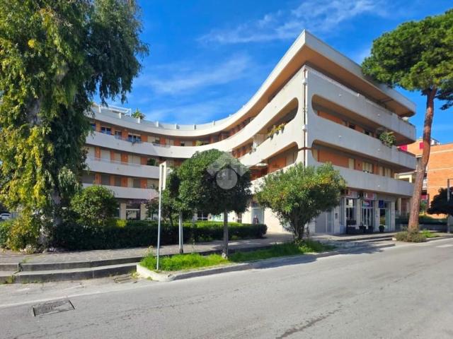 Appartamento in vendita di 113 m² in Via G. Garibaldi, 11