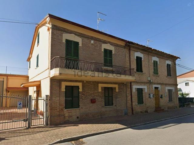 Appartamento in vendita di 113 m² in Via G. Garibaldi, 9