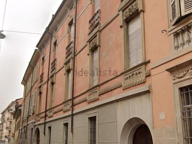 Appartamento in vendita di 113 m² in Via Giuseppe Garibotti, 9