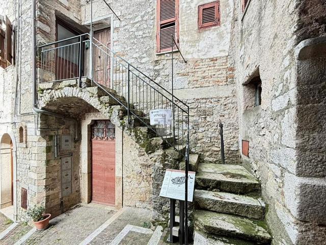 Appartamento in vendita di 113 m² in Via Ginesio, 7