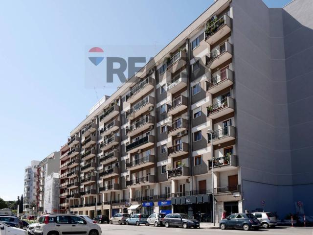 Appartamento in vendita di 113 m² in Via Giovanni Amendola, 145