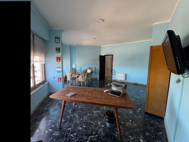 Appartamento in vendita di 113 m² in Via Guido Monaco