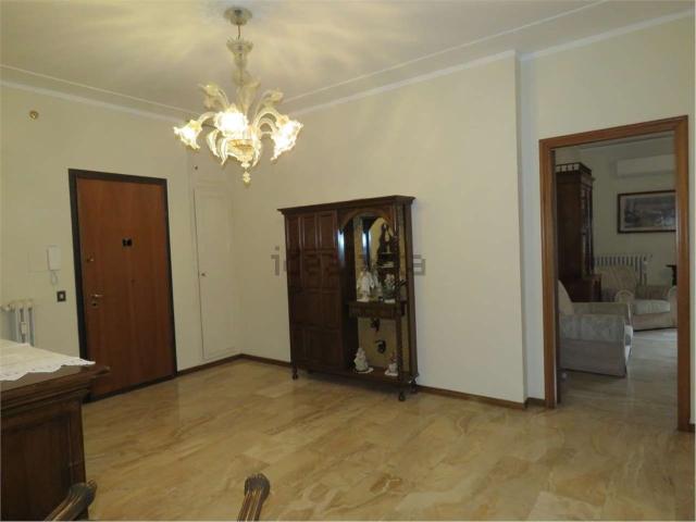 Appartamento in vendita di 113 m² in Via E. Morselli, 109