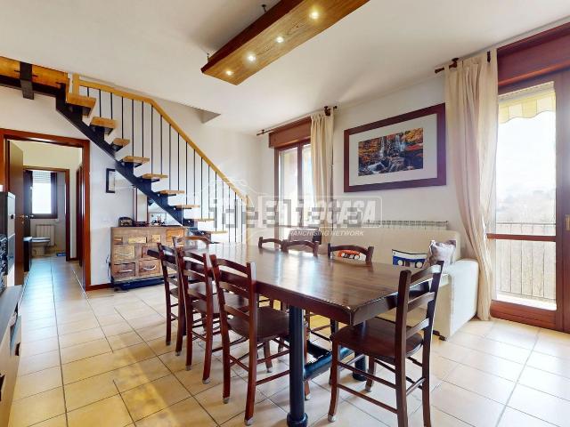 Appartamento in vendita di 113 m² in Via Enrico Berlinguer, 493