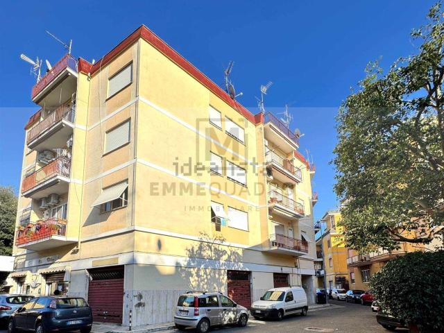 Appartamento in vendita di 113 m² in Via Fosse Ardeatine