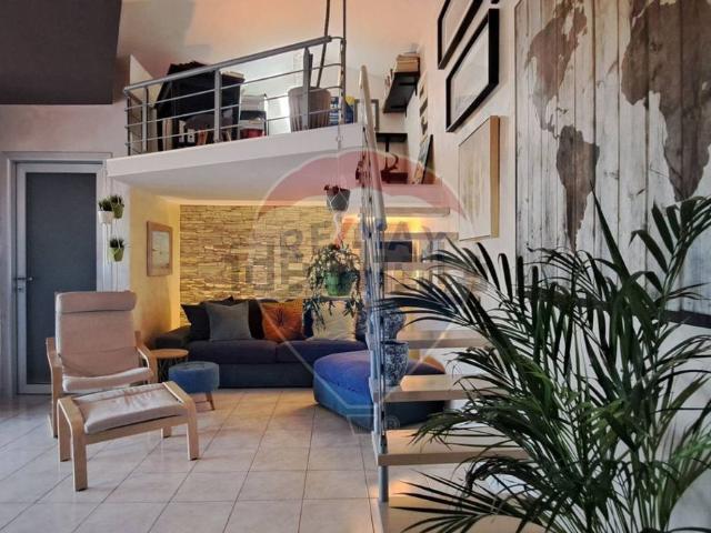 Appartamento in vendita di 113 m² in Via Ferdinando Galliani, 27