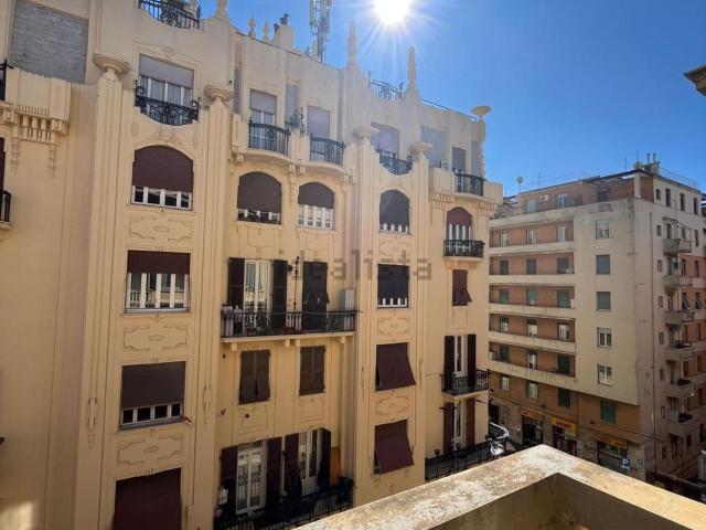 Appartamento in vendita di 113 m² in Via Filippo Casoni