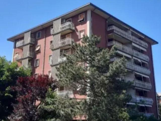 Appartamento in vendita di 113 m² in Via Francesco Crispi, 13