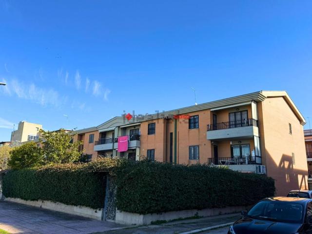 Appartamento in vendita di 113 m² in Via Francesco Paolo Giordano, 21