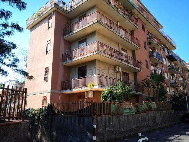 Appartamento in vendita di 113 m² in Via Francesco Zangri, 30