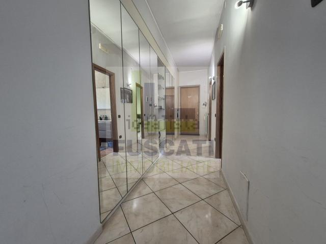 Appartamento in vendita di 113 m² in Via Labriola