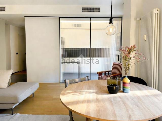 Appartamento in vendita di 113 m² in Via Lario, 26