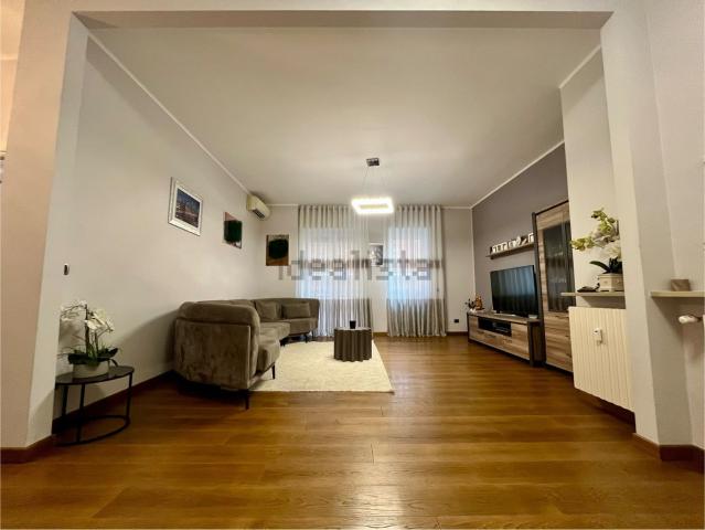 Appartamento in vendita di 113 m² in Via Luigi Galvani