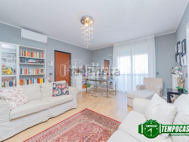 Appartamento in vendita di 113 m² in Via Mafalda di Savoia, 50