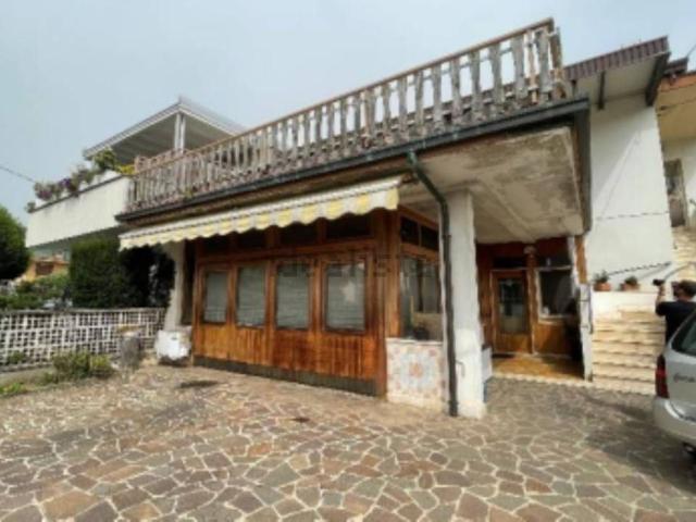 Appartamento in vendita di 113 m² in Via Ponte