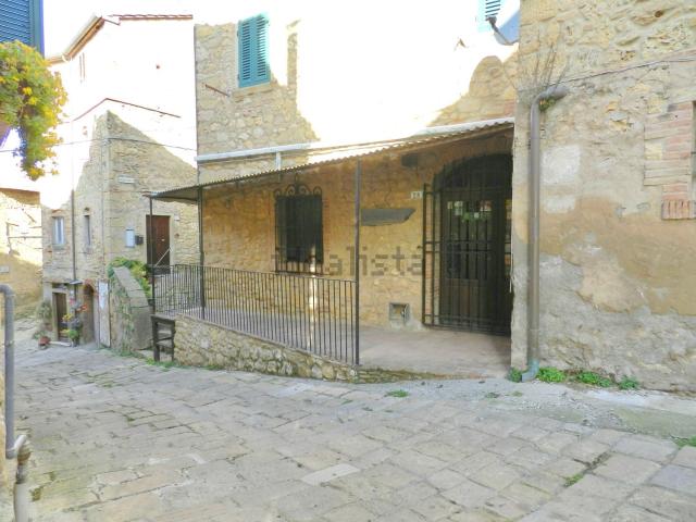 Appartamento in vendita di 113 m² in Via Roma, 10