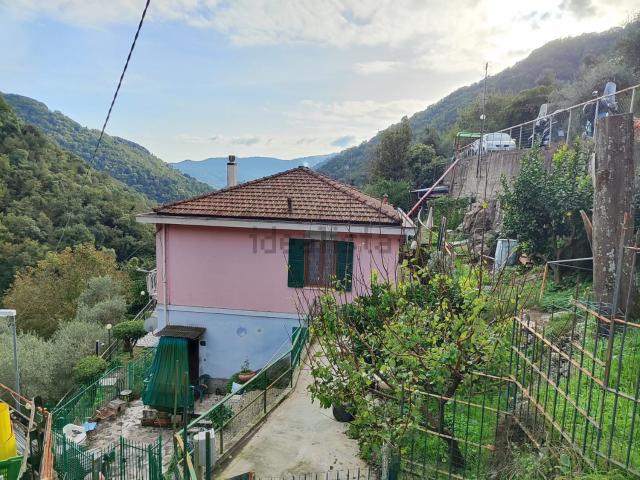 Appartamento in vendita di 113 m² in Via Tonnego