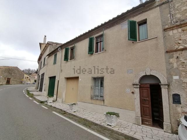 Appartamento in vendita di 113 m² in Via Toscana