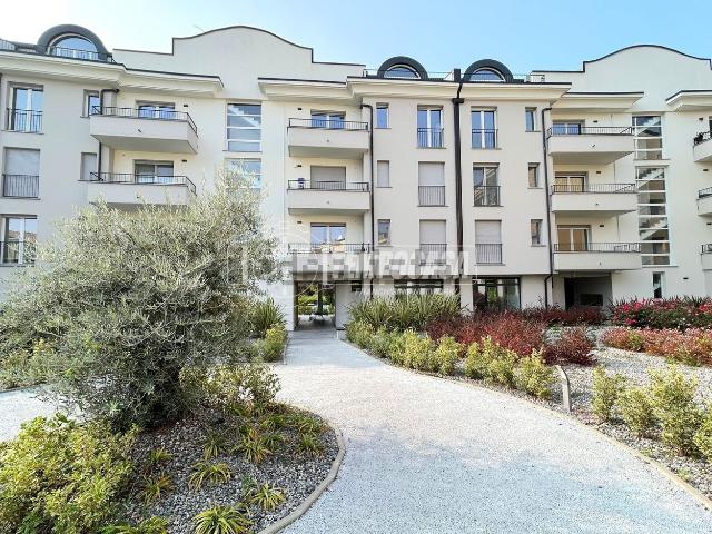 Appartamento in vendita di 113 m² in Via Tevere, 22