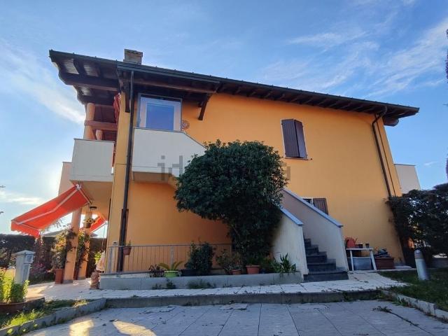 Appartamento in vendita di 113 m² in Via XXV Aprile, 1