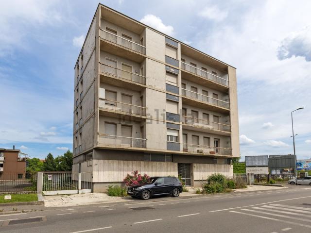 Appartamento in vendita di 113 m² in Via Zanica, 71