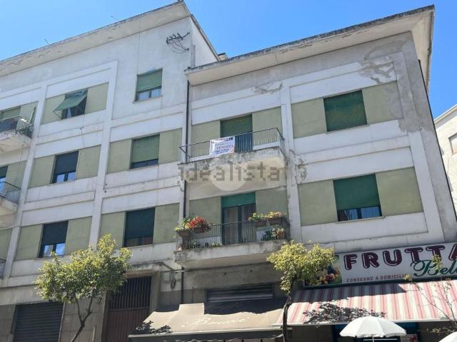 Appartamento in vendita di 113 m² in Viale della Repubblica, 383