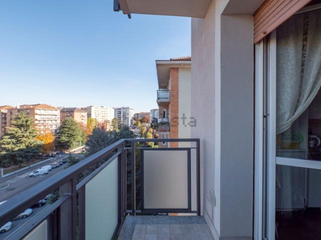 Appartamento in vendita di 113 m² in Viale Legioni Romane, 23