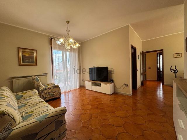 Appartamento in vendita di 113 m² in Viale Mario Parini