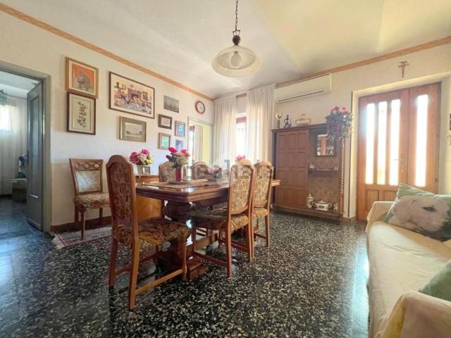 Appartamento in vendita di 113 m² in Viale Pilone, 49
