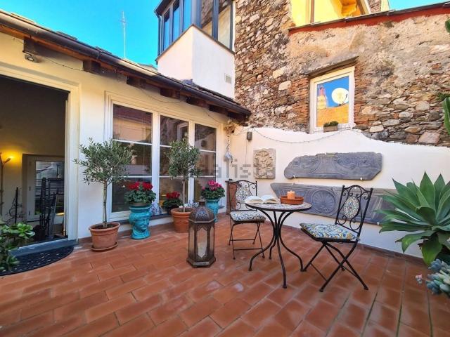 Appartamento in vendita di 113 m² in Vico Navone