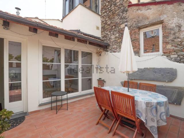 Appartamento in vendita di 113 m² in Vico Navone, 2