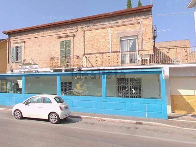 Appartamento in vendita di 113 m² in Corso Umberto I, 379