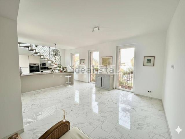 Appartamento in vendita di 113 m² in Corso Giacomo Matteotti