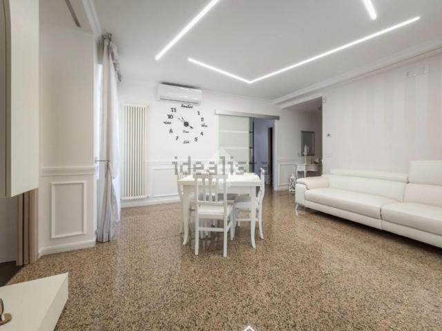 Appartamento in vendita di 113 m² in Largo dell&apos Euforbie, 6