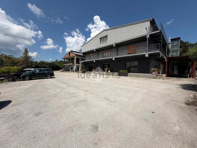 Appartamento in vendita di 1140 m² in Via Costa della Gaveta