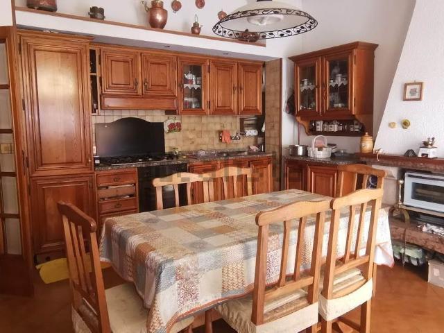 Appartamento in vendita di 114 m² in Via della Pace