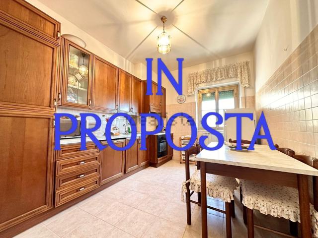 Appartamento in vendita di 114 m² in Via CAVOUR, 81